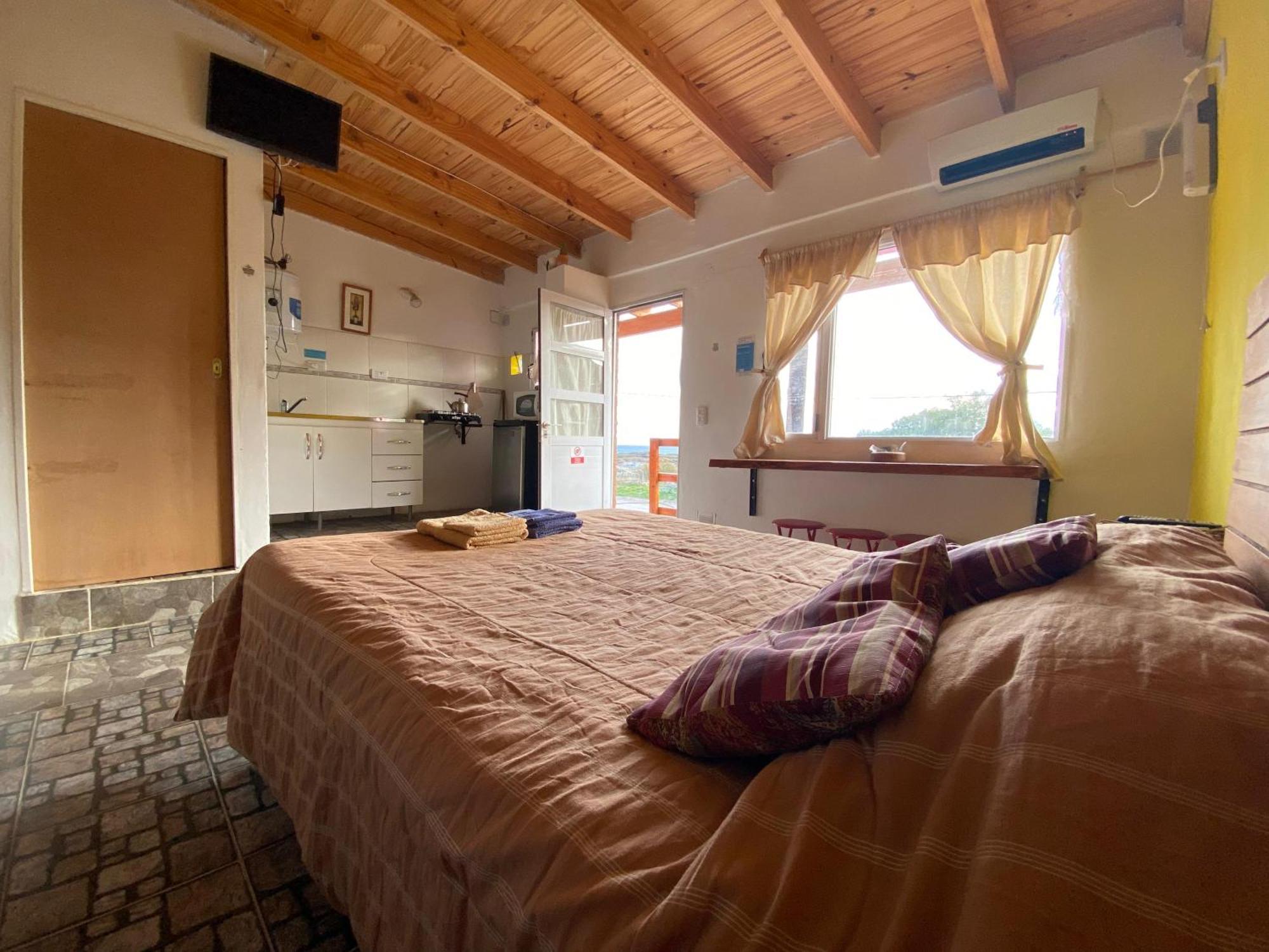 Hospedaje Vista Al Mar Puerto Pirámides Екстериор снимка